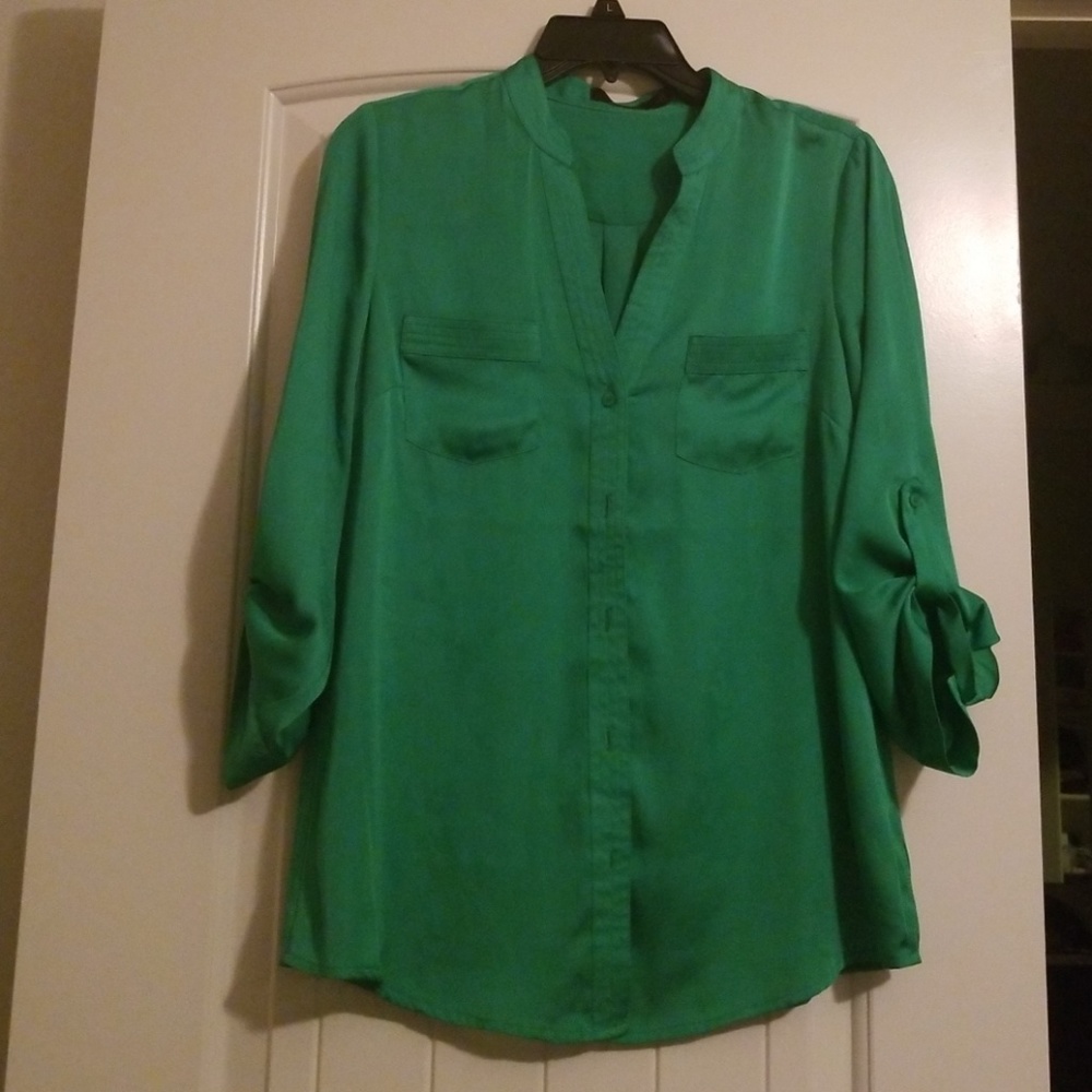 Silk Kelly green button up